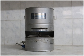 Fertilizer broadcaster